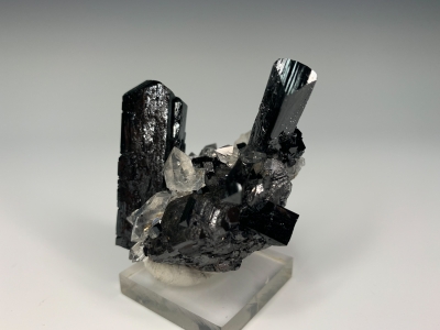 Ilvaite & Quartz on Sphalerite from Dal'negorsk, Primorskiy Kray, Russia [db_pics/ZowaderUpdates/DZ0208b.jpg]
