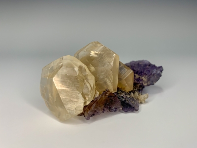 Calcite on Fluorite from Denton Mine, Harris Creek District, Southern Illinois USA [db_pics/ZowaderUpdates/DZ1601a.jpg]