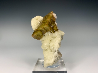 Siderite on Adularia from Furkahorn, Goschener Alp, Switzerland [db_pics/ZowaderUpdates/DZ1707b.jpg]