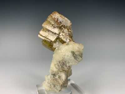 Siderite on Adularia from Furkahorn, Goschener Alp, Switzerland [db_pics/ZowaderUpdates/DZ1707c.jpg]