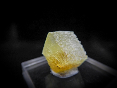 Smithsonite from Tsumeb Mine, Tsumeb, Namibia [db_pics/update3/ML00027.jpg]