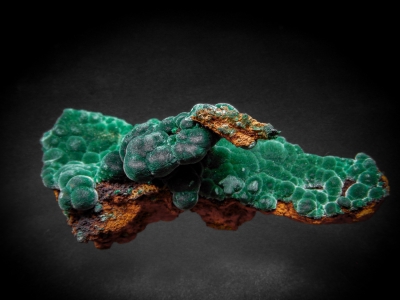 Malachite from Copper Queen Mine, Bisbee Mine, Cochise County, Arizona, USA [db_pics/update5/ML00287c.jpg]