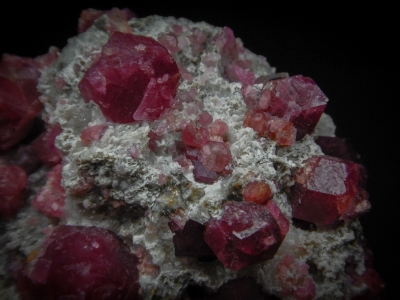 Grossular from Sierra de la Cruz, Municipo Sierra Mojada, Coahuila, Mexico [db_pics/update6/ML00402c.jpg]