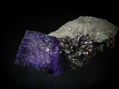 Fluorite, Sphalerite & Dolomite from Elmwood Mine, Smith County, Tennessee, USA [db_pics/update6/ML00415a.jpg]