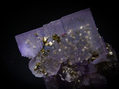 Fluorite & Chalcopyrite from Cave-In-Rock, Illinois Fluorspar District, Hardin County, Illinois, USA [db_pics/update6/ML00416d.jpg]