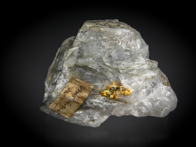 Gold in Quartz from Montague Mine, Halifax County, Nova Scotia, Canada [db_pics/update7/ML00450a.jpg]