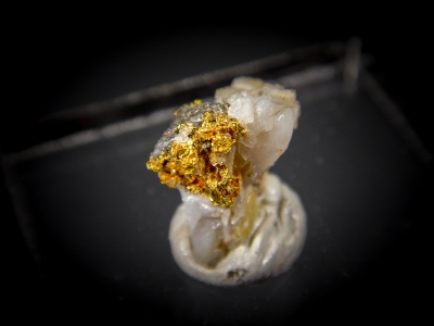 Gold from Eagles Nest Mine, Placer County, California, USA [db_pics/update7/ML00452a.jpg]