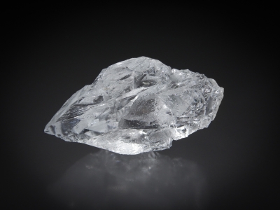 Topaz from Xanda Mine, Virgem da Lapa, Minas Gerais, Brazil [db_pics/update7/ML00542c.jpg]