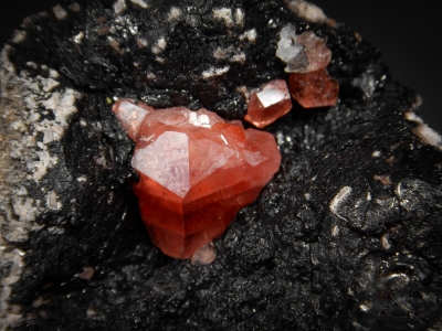 Rhodochrosite from Uchucchacua Mine, Oyon, Lima Dept., Peru [db_pics/update7/ML00576c.jpg]