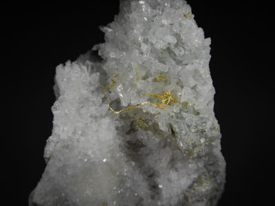 Gold & Quartz from Olinghouse Mine, Washoe County, Nevada, USA [db_pics/update7/ML00605b.jpg]
