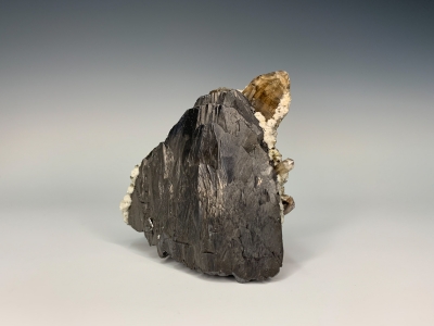 Ferberite with Berthierite, Quartz, Chalcopyrite & Pyrite from Panasqueira, Covilha, Castelo Branco District, Portugal [db_pics/update7/ML00647d.jpg]