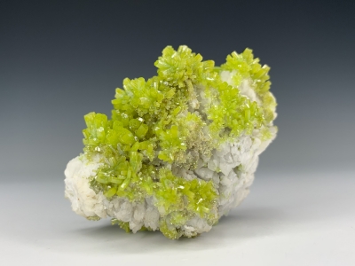 Pyromorphite and Quartz from Daoping Mine, Yangshuo, Guangxi County, Zhuang, China [db_pics/update7/ML00677d.jpg]