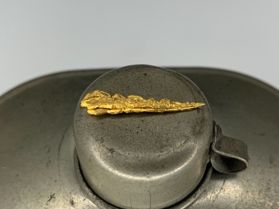 Gold from Undisclosed mine near Guelmim, Guelmim-Oued Noun Region, Morocco [db_pics/update7/ML00702b.jpg]