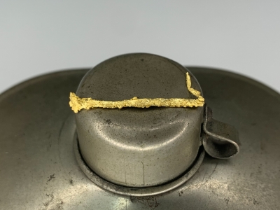 Gold from Undisclosed mine near Guelmim, Guelmim-Oued Noun Region, Morocco [db_pics/update7/ML00708b.jpg]