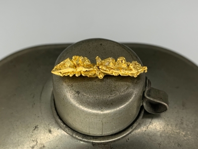 Gold from Undisclosed mine near Guelmim, Guelmim-Oued Noun Region, Morocco [db_pics/update7/ML00709d.jpg]