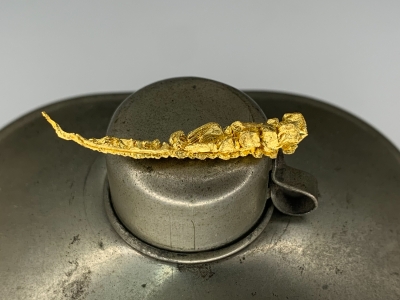 Gold from Undisclosed mine near Guelmim, Guelmim-Oued Noun Region, Morocco [db_pics/update7/ML00711d.jpg]