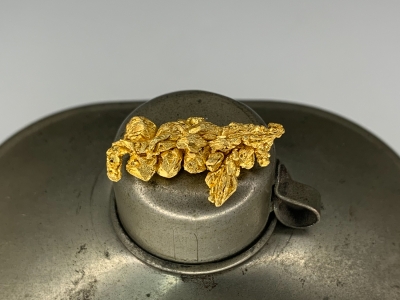 Gold from Undisclosed mine near Guelmim, Guelmim-Oued Noun Region, Morocco [db_pics/update7/ML00714b.jpg]