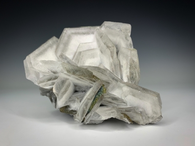 Calcite & Pyrite from Goncheng Mine, Guangxi Province, China [db_pics/update7/ML00733a.jpg]