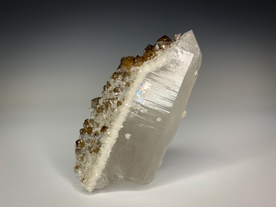 Scheelite on Quartz from Yaogangxian Mine, Chenzhou Prefecture, Hunan Province, China [db_pics/update7/ML00754b.jpg]