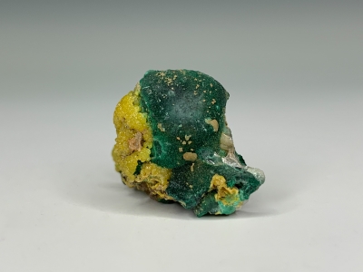 Pyromorphite & Malachite from Rum Jungle, Northern Territories, Australia [db_pics/update7/ML00771d.jpg]