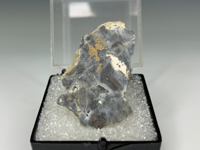 Gold in Quartz from Goldfield, Esmerelda County, Nevada, USA [db_pics/update7/ML00788a.jpg]