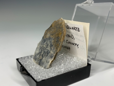 Gold in Quartz from Goldfield, Esmerelda County, Nevada, USA [db_pics/update7/ML00789d.jpg]