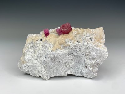 Red Beryl from Violet Claims, Wah Wah Mountains, Beaver County, Utah, USA [db_pics/update7/ML00808a.jpg]