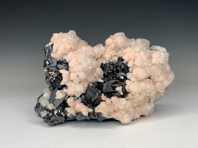 Rhodochrosite, Calcite & Sphalerite from Baia Sprie, Maramures, Romania [db_pics/update7/ML00814a.jpg]