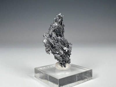 Acanthite from Las Chispas Mine, Arizpe, Sonora, Mexico [db_pics/update7/ML00838d.jpg]