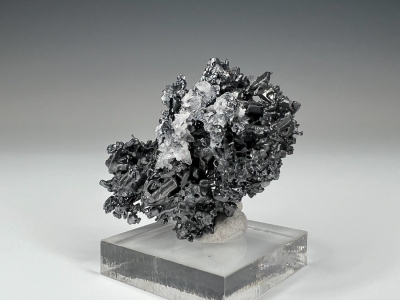 Acanthite, Calcite & Quartz from Las Chispas Mine, Arizpe, Sonora, Mexico [db_pics/update7/ML00840c.jpg]