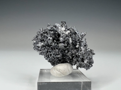 Acanthite, Calcite & Quartz from Las Chispas Mine, Arizpe, Sonora, Mexico [db_pics/update7/ML00840d.jpg]