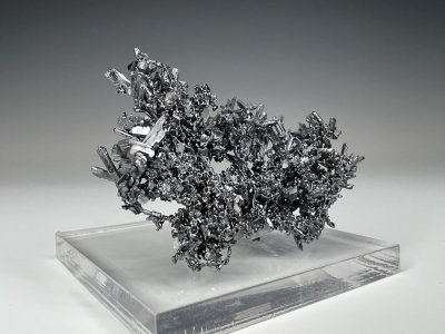 Acanthite from Las Chispas Mine, Arizpe, Sonora, Mexico [db_pics/update7/ML00842c.jpg]