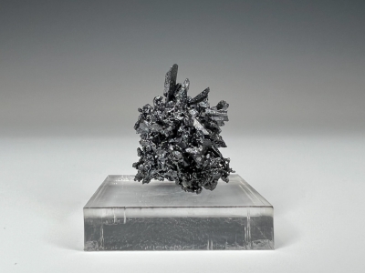 Acanthite from Las Chispas Mine, Arizpe, Sonora, Mexico [db_pics/update7/ML00844d.jpg]