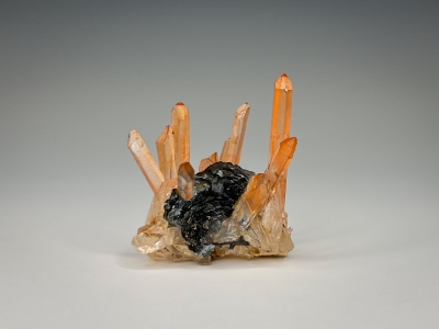 Quartz & Hematite from Jinlong Hill, Longchuan Co., Heyuan, Guangdong, China [db_pics/update7/ML00879a.jpg]