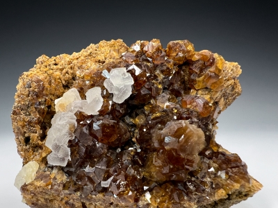 Grossular var. Hessonite from 48-55 Mine, Vesper Peak, Sultan District, Snohomish County, Washington, USA [db_pics/update7/ML00910d.jpg]