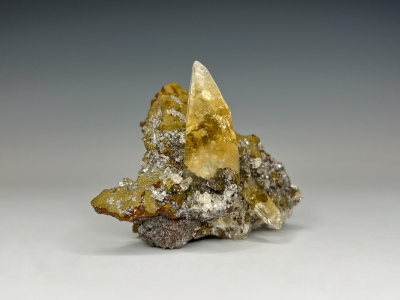 Calcite & Chalcopyrite from Sweetwater Mine, Viburnum Trend, Reynolds County, Missouri, USA [db_pics/update7/ML00928c.jpg]