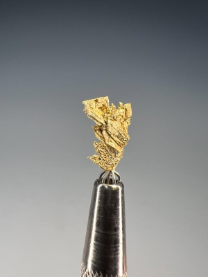 Gold from Round Mountain Mine, Toquima Range, Nye County, Nevada, USA [db_pics/update7/ML00951d.jpg]