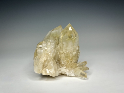 Quartz var. Citrine from Pasto Bueno, Pampas District, Pallasca Province, Ãncash, Peru [db_pics/update7/ML00962a.jpg]