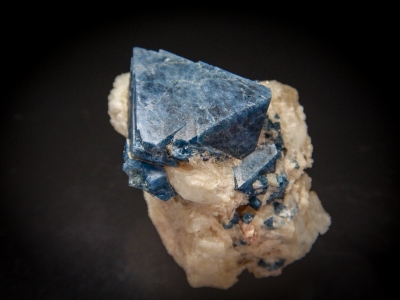 Spinel from Crazy Sphinx Claim, Lewis & Clark County, Montana, USA [db_pics/zowater/DZ0113a.jpg]