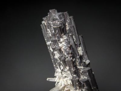 Hubnerite with Quartz from Pasta Bueno, Peru [db_pics/zowater/DZ1302b.jpg]