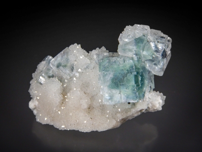 Fluorite on Quartz from Asturias, Spain [db_pics/zowater/DZ3210a.jpg]