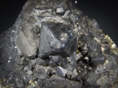 Chalcocite coated Pyrite with Quartz from Butte District, Silver Bow County, Montana, USA [db_pics/zowater/DZ3901b.jpg]