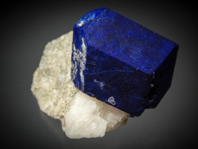 Lazurite from Sar-E-Sang District, Badakhshan, Afghanistan [db_pics/zowater/DZ4305a.jpg]
