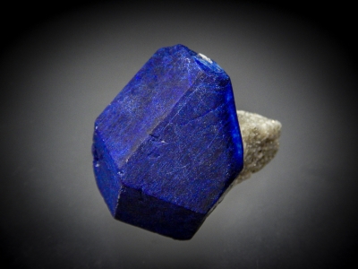 Lazurite from Sar-E-Sang District, Badakhshan, Afghanistan [db_pics/zowater/DZ4305b.jpg]