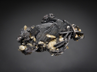 Polybasite from Chispas Mine, Arzipe, Sonora, Mexico [db_pics/zowater/DZ5506b.jpg]