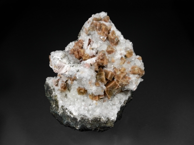 Chabazite with Calcite on Matrix from West Paterson, New Jersey, USA [db_pics/zowater/DZ5603a.jpg]