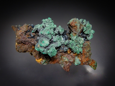 Bornite pseudo after Chalcocite with Malachite from St. Ives, Cumberland, England, UK [db_pics/zowater/DZ5704a.jpg]